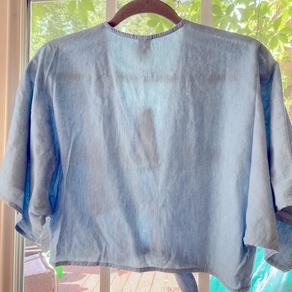 Dolce Vita - Cropped Chambray Top, Medium - Picture 3 of 6